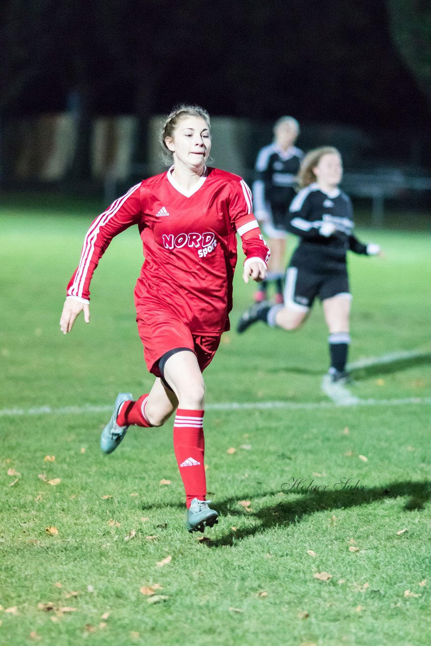 Bild 126 - Frauen SG Krempe/ETSV F. Glueckstadt - TSV Heiligenstedten : Ergebnis: 8:0